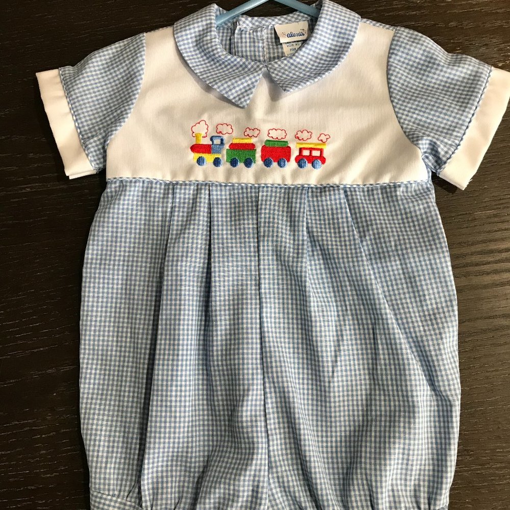 NWOT baby boy Alexis 9 mo short jumper